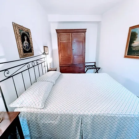 Serene Tuscan Retreat With Breathtaking Views *